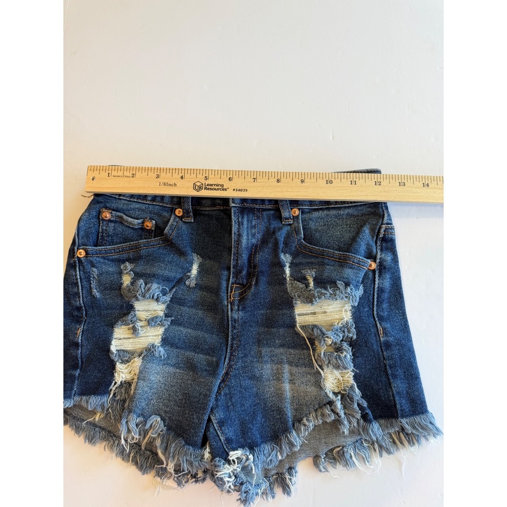 Almost Famous Womens Distressed Denim Shorts Dark Wash Frayed Hem Size 00 - Picture 4 of 6